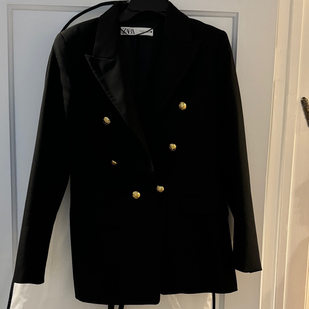 Zara Elegant Black Blazer with Gold Buttons